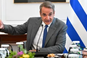 Στο νοσοκομείο ο Κυριάκος Μητσοτάκης μετά από ατύχημα με ποδήλατο