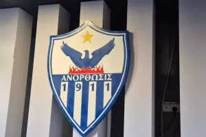 (Ανόρθωση)/Αγγλία για την... μάχη