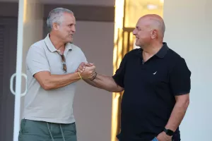 Φουλ για τους επόμενους…