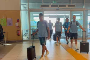 (Bίντεο-Φώτος kerkida) Στο αεροδρόμιο η Πάφος FC