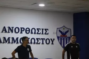 Ανόρθωση/Συνάντηση με τους γονείς (φώτος)