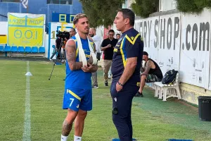 (Βίντεο/Φώτος Kerkida) H ανοικτή προπόνηση του ΑΠΟΕΛ