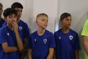 Ανόρθωση/Συνάντηση με τους γονείς (φώτος)