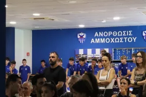 Ανόρθωση/Συνάντηση με τους γονείς (φώτος)