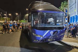 Θαύμασαν... το λεωφορείο (Φώτος kerkida)
