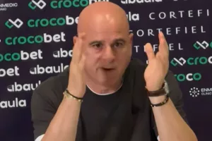 Τιμούρ μετά την βαριά ήττα: "Δεν είμαι τρελός - Αν πάθω κάτι από τις φωνές..."