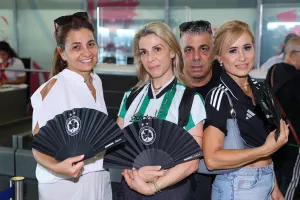 Πόζα... Ομόνοια