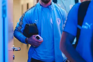 (Φώτος) Η άφιξη της Πάφος FC
