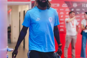 (Φώτος) Η άφιξη της Πάφος FC