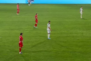 Το δοκάρι... είπε ΟΧΙ στον Λιούμπιτς! 