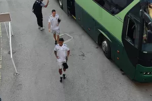 (Φώτος kerkida) Η άφιξη της Ομόνοιας 