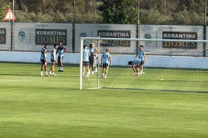 Το Kerkida στην προπόνηση της Πάφος FC (Βίντεο/Φώτος)