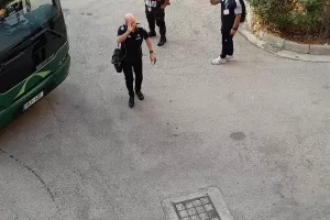 (Φώτος kerkida) Η άφιξη της Ομόνοιας 