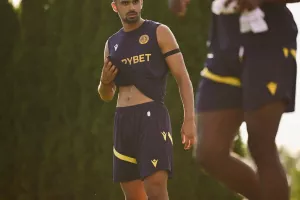 Υπό το βλέμμα του Προέδρου (Φώτος)
