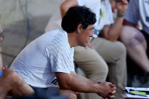 Βλέπει και τους υπόλοιπους…