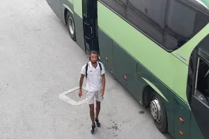(Φώτος kerkida) Η άφιξη της Ομόνοιας 