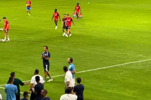 (ΦΩΤΟΣ kerkida) Βράβευσε τον 100άρη Σούνιτς  