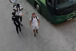 (Φώτος kerkida) Η άφιξη της Ομόνοιας 