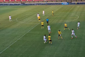 (LIVE) Krasava ΕΝΥ Ύψωνα 0-2 ΑΕΛ