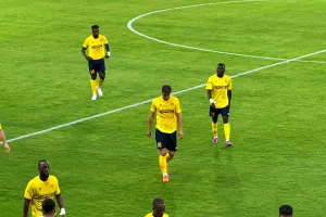 (LIVE/ημίχρονο) ΑΕΛ 1-2 Άρης (Φώτος Kerkida)