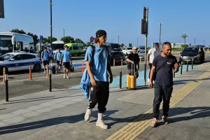 (Βίντεο/Φώτος kerkida) Ξεκινά το ταξίδι για Τίρανα 