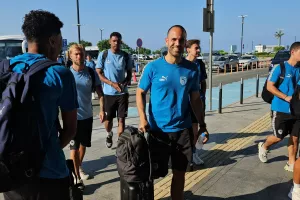 (Βίντεο/Φώτος kerkida) Ξεκινά το ταξίδι για Τίρανα 