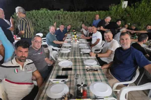 (ΦΩΤΟΣ Kerkida) Δείπνο...ΑΕΚ!