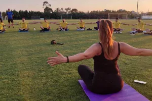 Μάθημα yoga στον ΑΣΙΛ (φώτος)