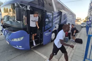 (Βίντεο/Φώτος Kerkida) Άφιξη αποστολής Ανόρθωσης