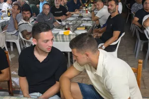 (ΦΩΤΟΣ Kerkida) Δείπνο...ΑΕΚ!