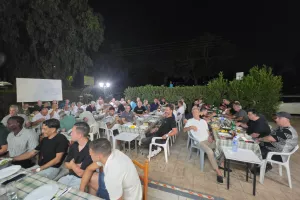 (ΦΩΤΟΣ Kerkida) Δείπνο...ΑΕΚ!