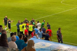 (ΦΩΤΟΣ kerkida) Προκλητικοί πανηγυρισμοί και… ένταση!