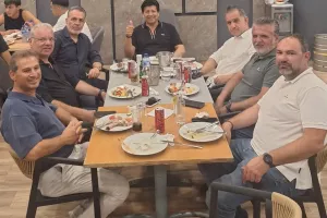 "Μια όμορφη και χαλαρή βραδιά" (Φώτος)