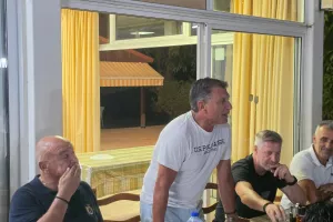 (ΦΩΤΟΣ Kerkida) Δείπνο...ΑΕΚ!