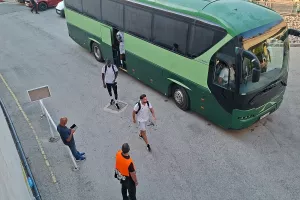 (ΒΙΝΤΕΟ/ΦΩΤΟΣ Kerkida) Άφιξη αποστολής Ομόνοιας
