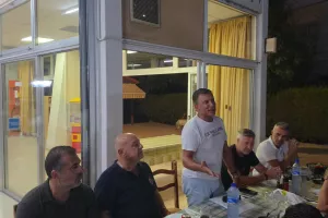 (ΦΩΤΟΣ Kerkida) Δείπνο...ΑΕΚ!