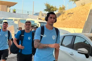 (ΦΩΤΟΣ kerkida) Η άφιξη της Πάφου 