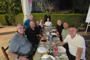 (ΦΩΤΟΣ Kerkida) Δείπνο...ΑΕΚ!