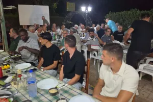 (ΦΩΤΟΣ Kerkida) Δείπνο...ΑΕΚ!