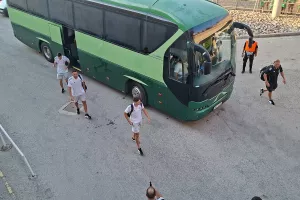 (ΒΙΝΤΕΟ/ΦΩΤΟΣ Kerkida) Άφιξη αποστολής Ομόνοιας