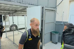Η άφιξη της Krasava ΕΝΥ Ύψωνα 