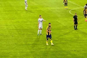 Γκολ ο Τσατάκοβιτς, συναγερμός...και ΟΚ!