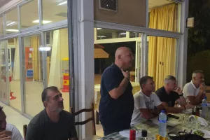 (ΦΩΤΟΣ Kerkida) Δείπνο...ΑΕΚ!
