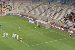 (LIVE) Ομόνοια 2-1 Σεντ Τρούιντεν