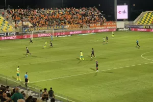 (LIVE) ΑΕΚ 2-0 ΑΠΟΕΛ