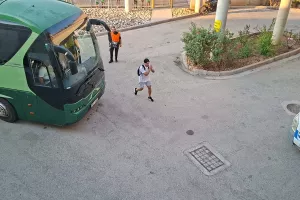 (ΒΙΝΤΕΟ/ΦΩΤΟΣ Kerkida) Άφιξη αποστολής Ομόνοιας
