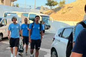 (ΦΩΤΟΣ kerkida) Η άφιξη της Πάφου 