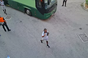 (ΒΙΝΤΕΟ/ΦΩΤΟΣ Kerkida) Άφιξη αποστολής Ομόνοιας
