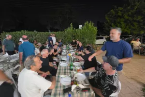 (ΦΩΤΟΣ Kerkida) Δείπνο...ΑΕΚ!