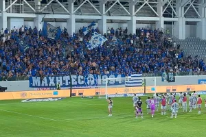 (ΒΙΝΤΕΟ Kerkida) Το respect των παικτών της Ανόρθωσης στον κόσμο